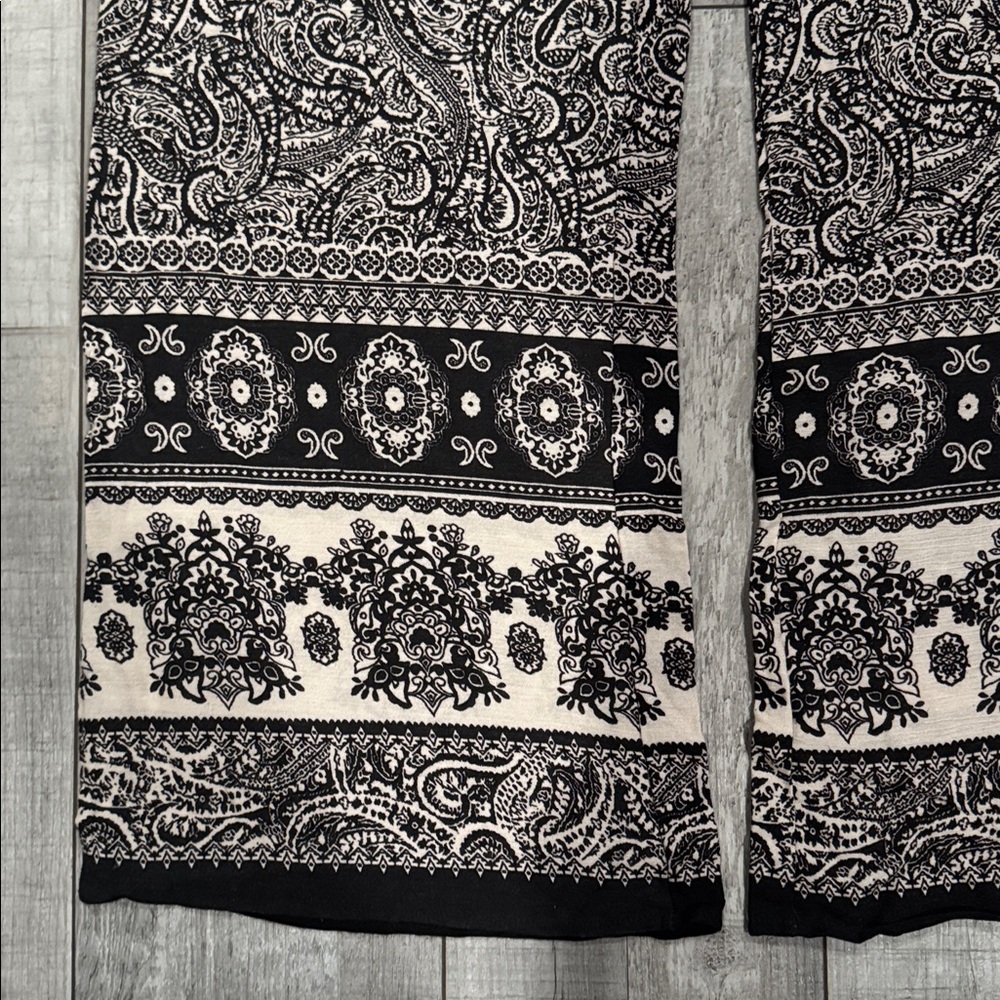 MAXINE NICHOLS Boho Wide Leg Pants - Picture 2 of 6